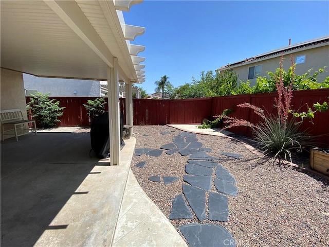980 Lexington St, Hemet, CA 92545 - fenced backyard with a patio