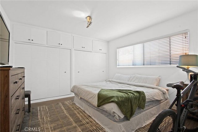 527 Cedar Ave Unit 2K, Long Beach, CA 90802 - bedroom featuring dark wood-style floors