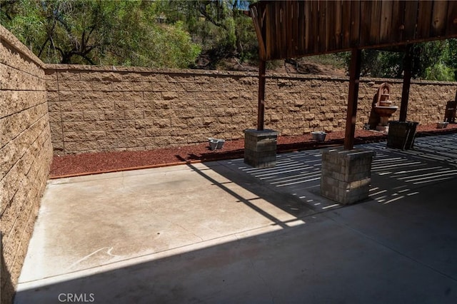 2417 Lenai Cir, Corona, CA 92879 - view of patio / terrace