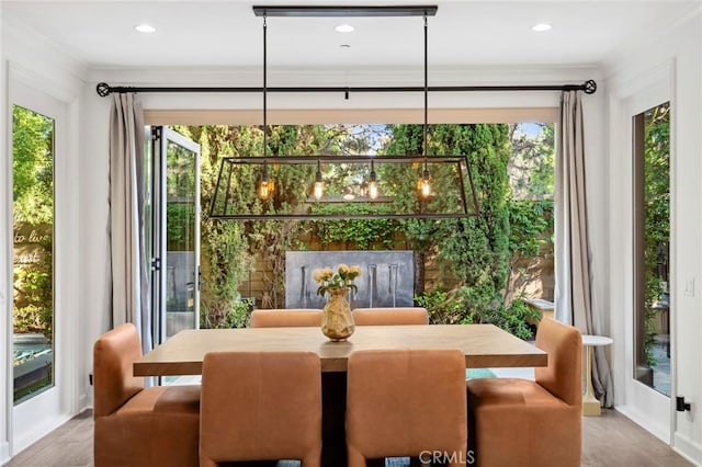 24 Tesoro, Irvine, CA 92618 - dining area with wood finished floors