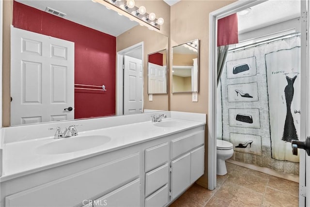 29513 Blake Way, Canyon Country, CA 91387 - bathroom featuring double vanity and curtained shower