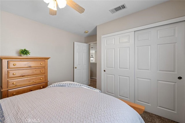 30336 Barcelona Rd, Castaic, CA 91384 - carpeted bedroom featuring a closet and ceiling fan
