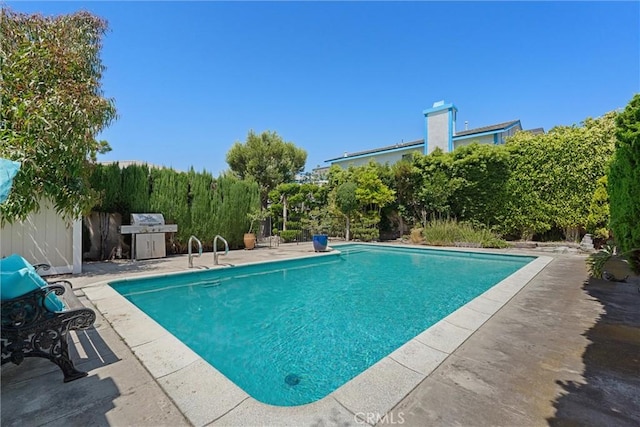 2012 Perry Ave, Redondo Beach, CA 90278 - outdoor pool featuring a grill and a patio area