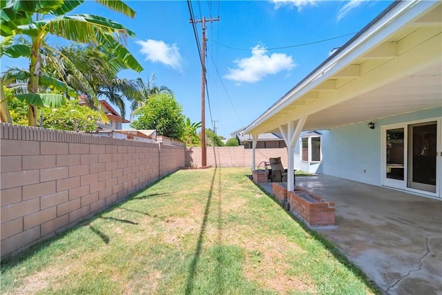 10415 Valley View Ave, Whittier, CA 90604 - fenced backyard featuring a patio area