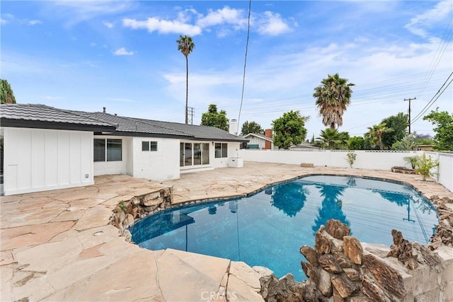 8771 La Grand Ave, Garden Grove, CA 92841 - view of swimming pool with a fenced backyard and a patio