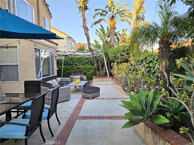 25632 Salerno Way, Yorba Linda, CA 92887 - view of patio / terrace with outdoor dining space
