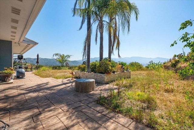 772 Rainbow Crest Rd, Fallbrook, CA 92028 - view of patio / terrace featuring a mountain view