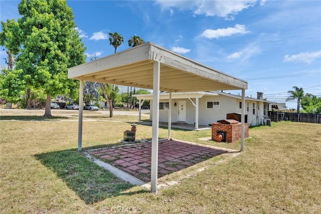 6910 Carnelian St, Rancho Cucamonga, CA 91701 - view of green lawn