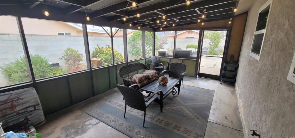 1477 Signal Ave, San Diego, CA 92154 - view of sunroom / solarium