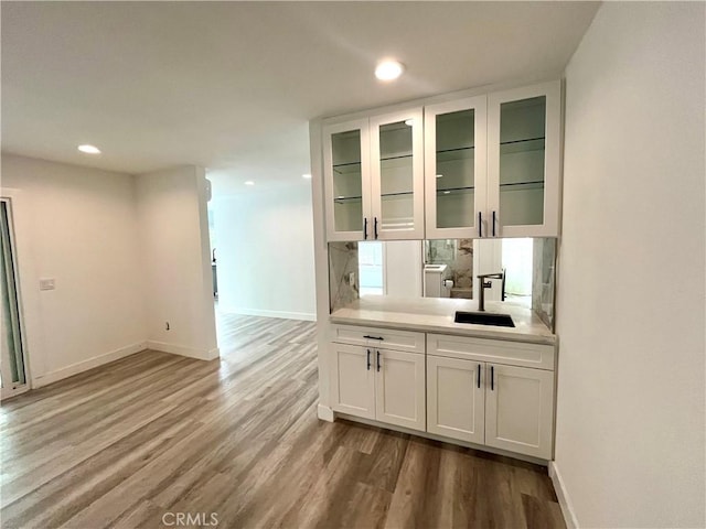 125 Campanita Ct, Monterey Park, CA 91754 - bar area with wood finished floors and recessed lighting