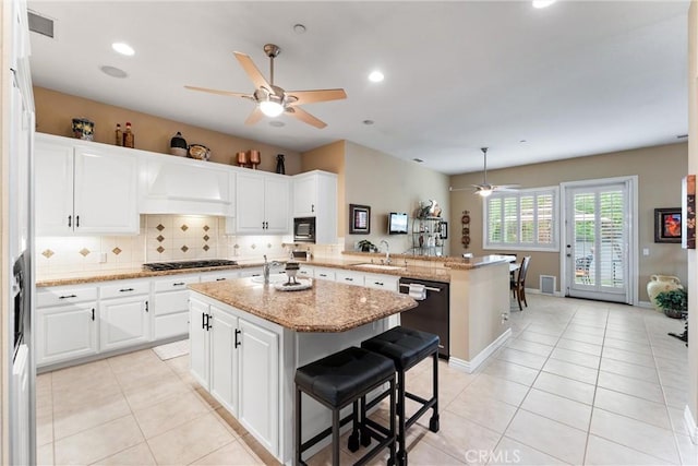 1522 Oakhill Ct, Santa Ana, CA 92705 - photo 10