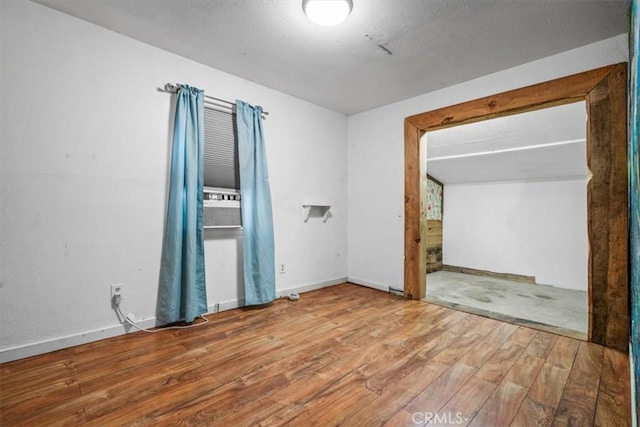 6685 Navajoa Ave, Atascadero, CA 93422 - spare room featuring wood finished floors and baseboards