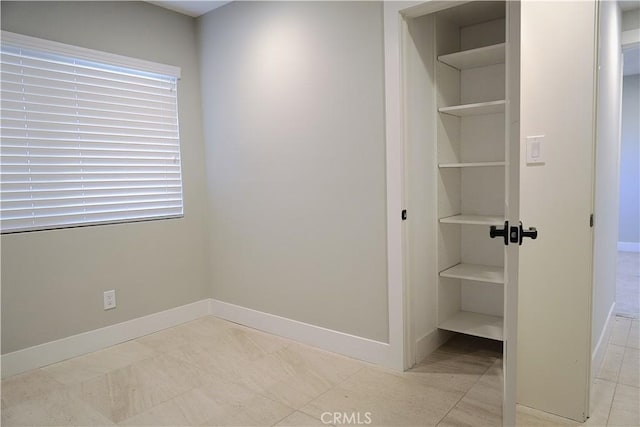 2615 Temple Hills Dr, Laguna Beach, CA 92651 - view of closet