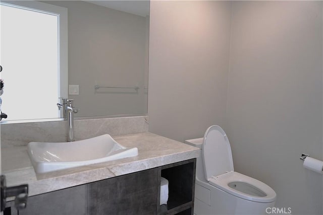 2615 Temple Hills Dr, Laguna Beach, CA 92651 - bathroom with toilet and vanity