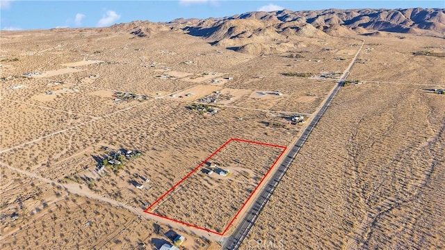 5457 Larrea Rd, Landers, CA 92285 - photo 4