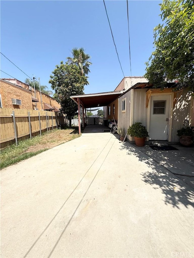 516 N Brand Blvd, San Fernando, CA 91340 - view of side of property with concrete driveway
