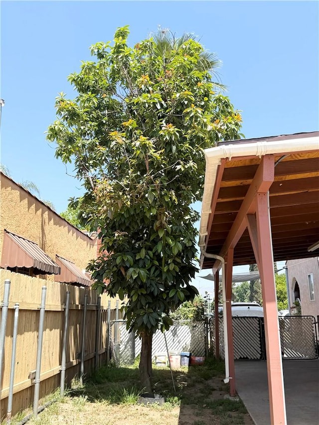 516 N Brand Blvd, San Fernando, CA 91340 - view of fenced backyard