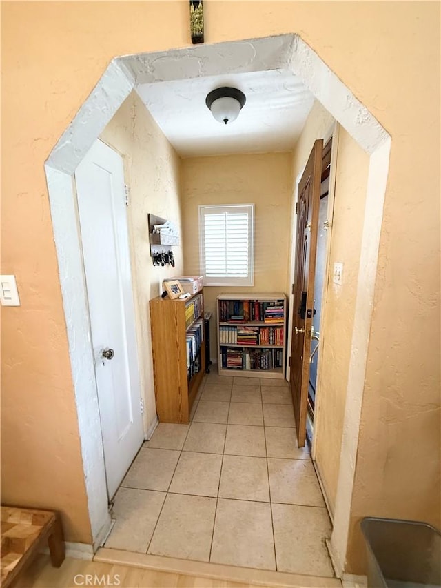 516 N Brand Blvd, San Fernando, CA 91340 - hall featuring light tile patterned flooring