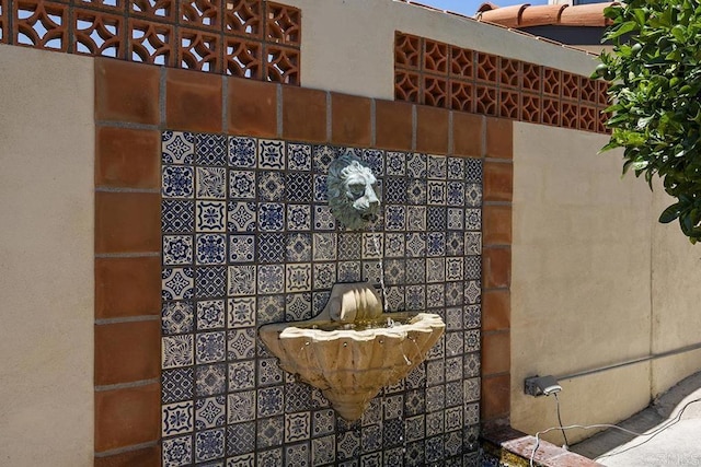 1683 Linwood St, San Diego, CA 92103 - exterior view