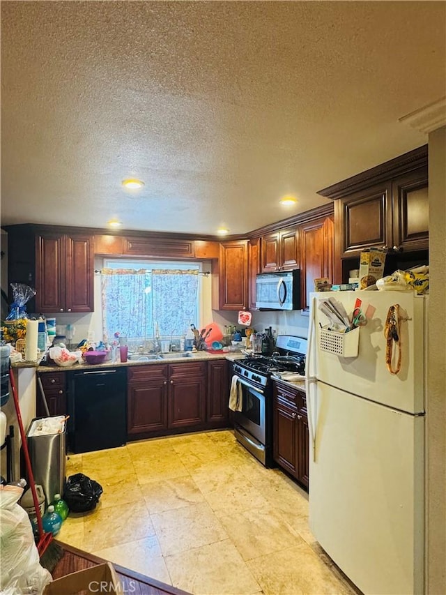 7411 Elsie St, Los Angeles, CA 90001 - photo 8