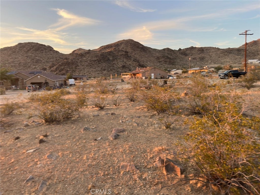 2 Old Mine Rd, Apple Valley, CA 92307 - photo 2