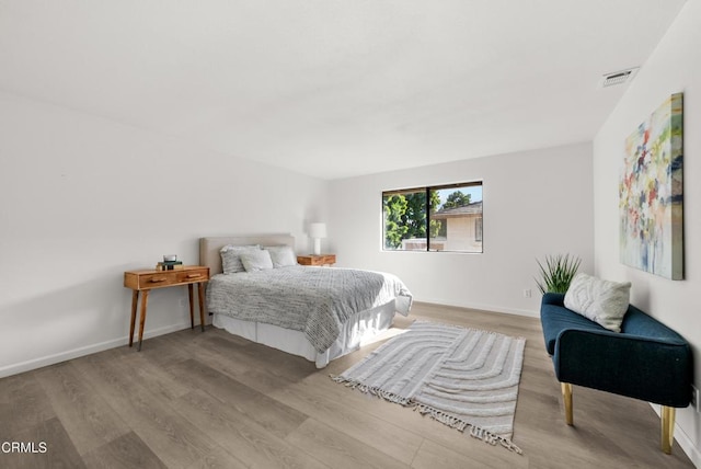 640 Orwell Ln, Ventura, CA 93003 - bedroom with wood finished floors and baseboards