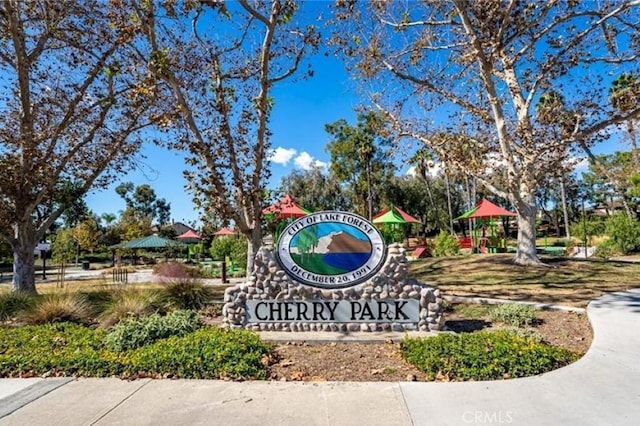 25866 Greenhill, Lake Forest, CA 92630 - view of community sign