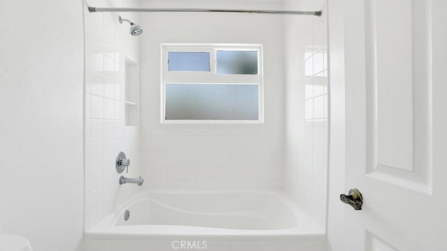 25866 Greenhill, Lake Forest, CA 92630 - full bathroom featuring shower / tub combination and toilet