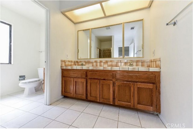 6318 Westview Dr, Riverside, CA 92506 - bathroom with vanity and tile patterned floors