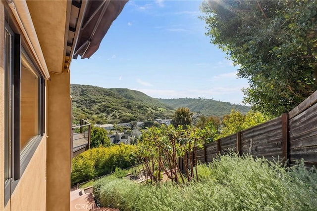 1372 Morningside Dr, Laguna Beach, CA 92651 - view of mountain background