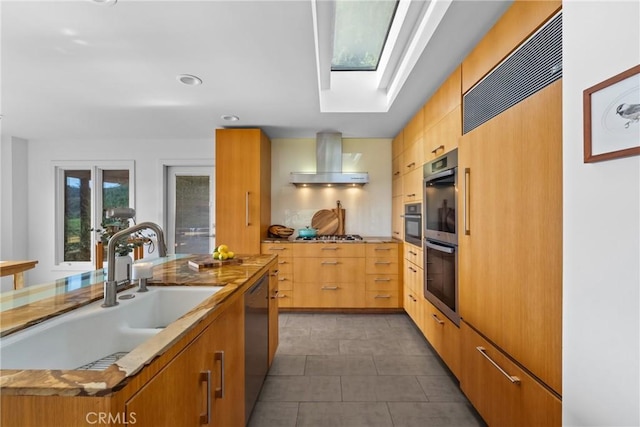 1372 Morningside Dr, Laguna Beach, CA 92651 - photo 12