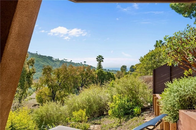 1372 Morningside Dr, Laguna Beach, CA 92651 - view of balcony