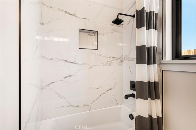 5891 Crestmoor Dr, Paradise, CA 95969 - full bath featuring shower / bath combo