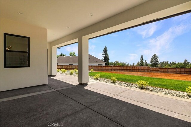 5891 Crestmoor Dr, Paradise, CA 95969 - fenced backyard with a patio area
