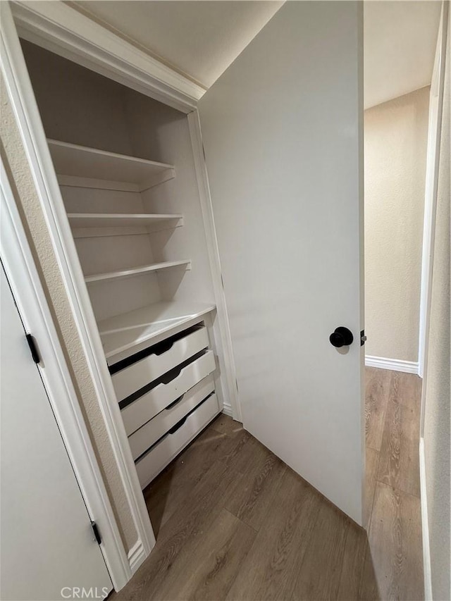 20219 Osseo Rd, Apple Valley, CA 92308 - view of closet
