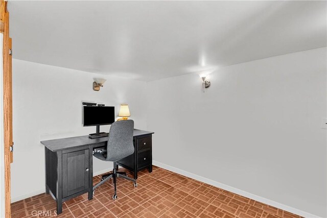 637 Sunnyhill Dr, Los Angeles, CA 90065 - photo 25