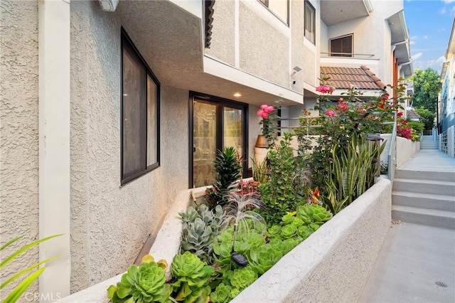 301 W Loraine St Unit 3, Glendale, CA 91202 - view of property exterior with stucco siding