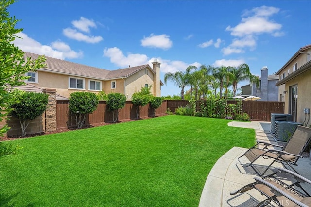 10850 Cameron Ct, Corona, CA 92883 - fenced backyard with a patio