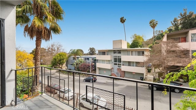 4431 Don Ricardo Dr Unit 20, Los Angeles, CA 90008 - view of balcony