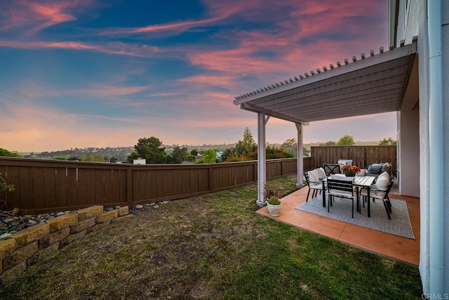 4507 Carnaby Ct, Carlsbad, CA 92010 - fenced backyard featuring a patio