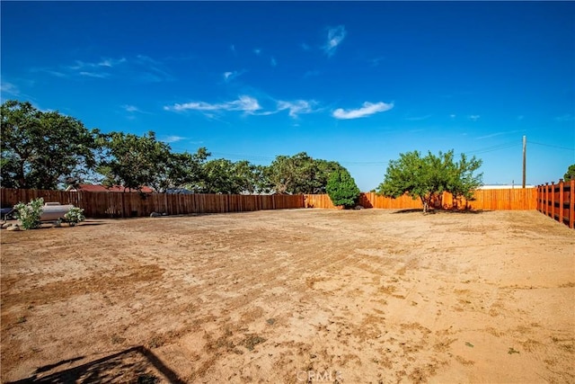 33430 133rd St E, Pearblossom, CA 93553 - view of fenced backyard