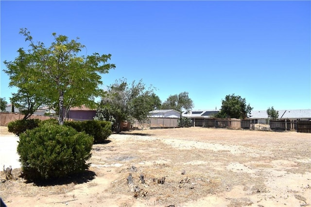 13548 Mount Ranier Way, Hesperia, CA 92345 - view of yard