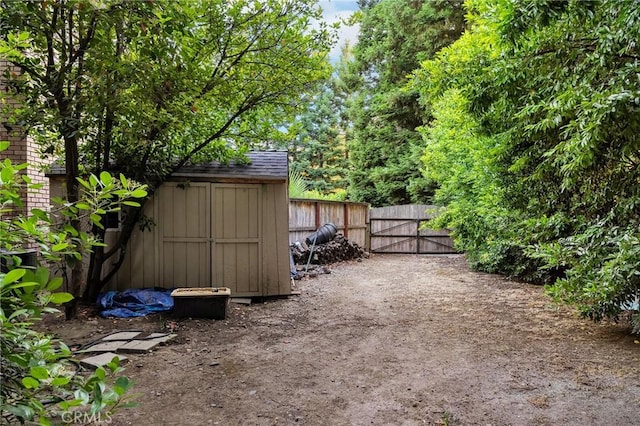 3130 Shady Grove Ct, Chico, CA 95973 - view of yard with a gate and a shed