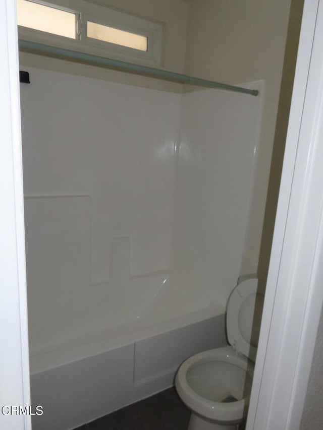 808 Magnolia Ave Unit 3, Pasadena, CA 91106 - bathroom with toilet and shower / washtub combination