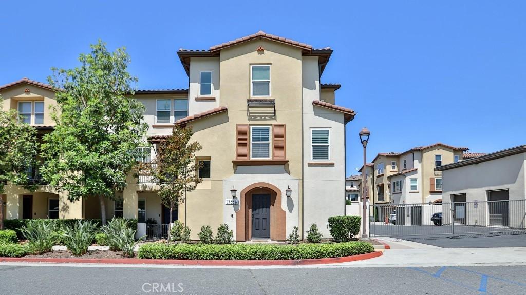 17554 Waterfall Ct, Fountain Valley, CA 92708 - photo 1