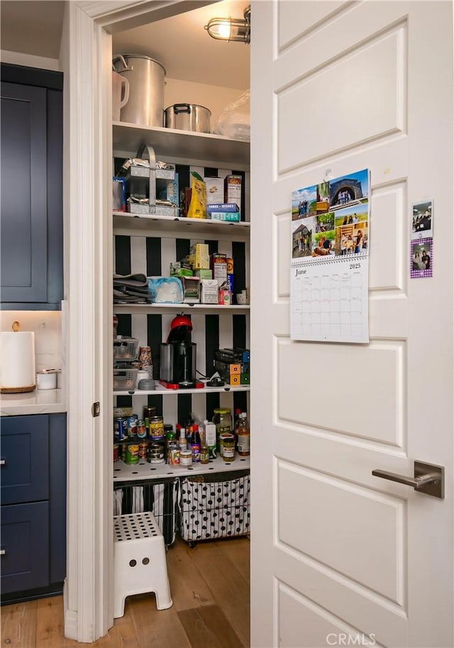 19680 Griffith Dr, Saugus, CA 91350 - view of pantry