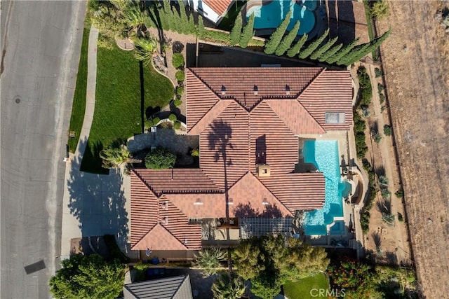 6720 Sycamore Ln, Palmdale, CA 93551 - view of subject property with a pool area