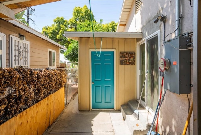 215 E 11th St Unit 4, Pomona, CA 91766 - doorway to property