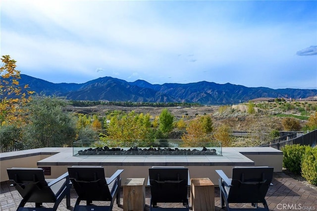 11824 Stonefield Dr, Corona, CA 92883 - mountain view