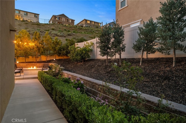 11824 Stonefield Dr, Corona, CA 92883 - view of yard with a patio area